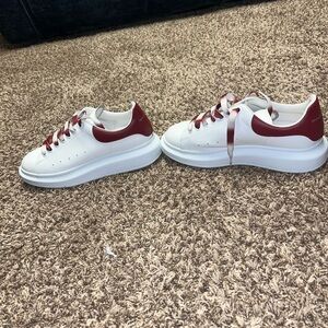 ALEXANDER MCQUEENS WORN 5 TIMES DEBATING PRICE